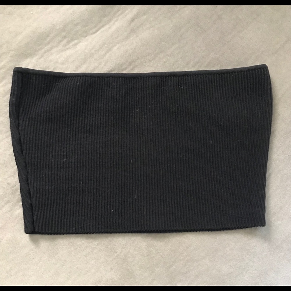 Aritzia Babaton Essamba Knit Top